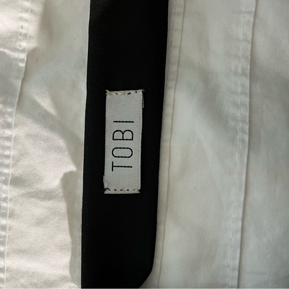 Tobi black detailed tank top - Picture 4 of 4